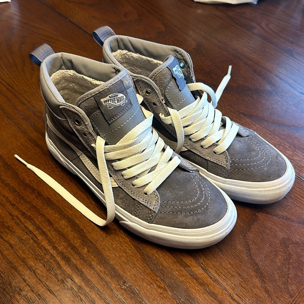 Size 7.5 Women’s Gray High Top Vans